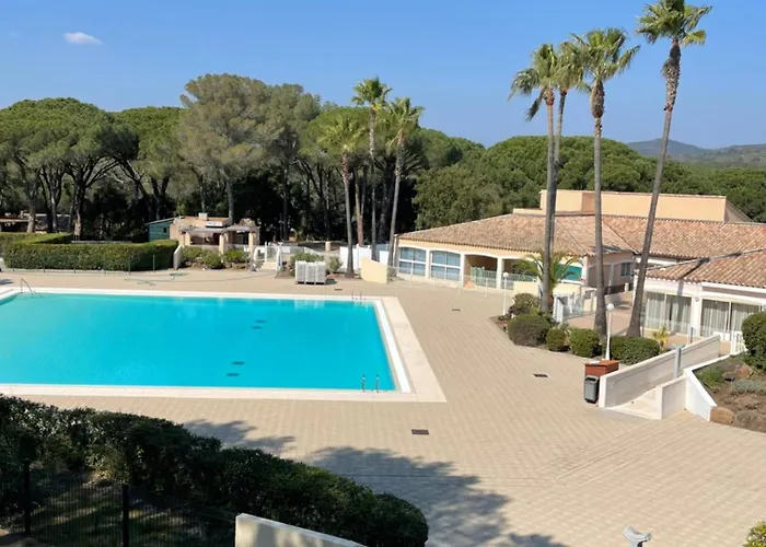 Vu Sur Piscine